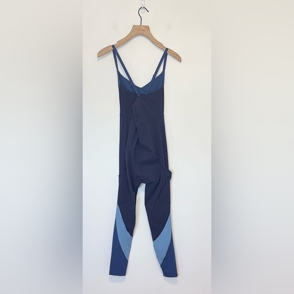 Outdoor Voices Superform Full Length Jumpsuit , sz medium - Picture 5 of 11